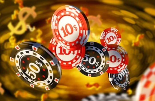 Người dùng chơi game bắn cá tysobongda trên điện thoại cảm ứng tại Việt Nam
